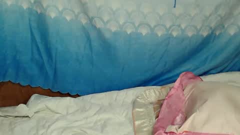 Snapshot of xxshantal chatting on 18, 9, 2025 xxshantal online show from 18, 9, 2025