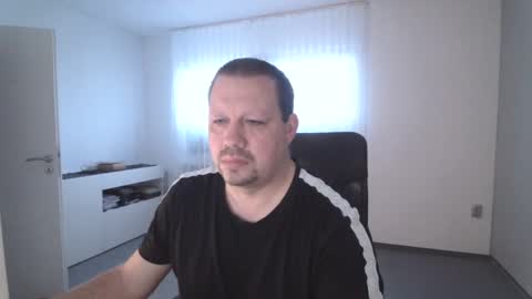 Snapshot of xxstrikerxx chatting on 19, 12, 2024 Eddi online show from 19, 12, 2024