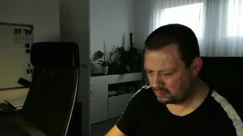 Eddi online show from 16, 10, 2025