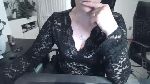 Snapshot of xxsunshinegirlxx chatting on 13, 9, 2025 Susi online show from 13, 9, 2025