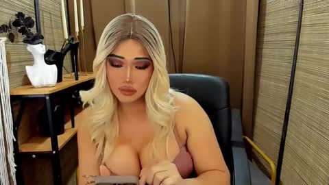 xxtastefullayeshaxx online show from 7, 1, 2025