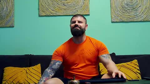 Xtream Leonard online show from 29, 11, 2025