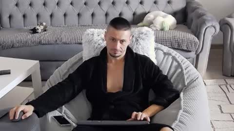 xxx_alejandro online show from 28, 9, 2025
