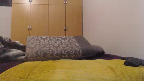 Ayanda online show from 12, 11, 2025