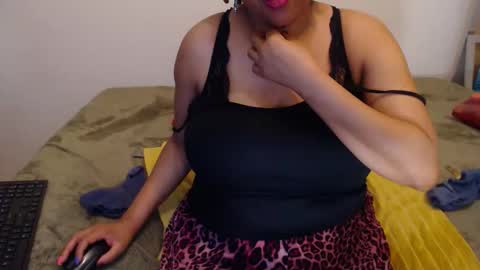 Snapshot of xxxbustybabe27x chatting on 7, 3, 2026 Ayanda online show from 7, 3, 2026