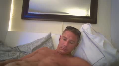 Snapshot of xxxelentdick chatting on 17, 1, 2025 deeeeznutz online show from 17, 1, 2025