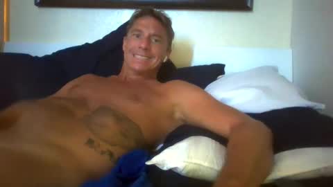 Snapshot of xxxelentdick chatting on 4, 3, 2025 deeeeznutz online show from 4, 3, 2025