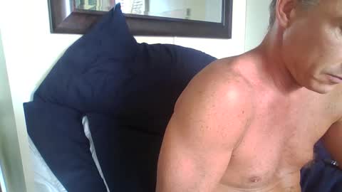 Snapshot of xxxelentdick chatting on 8, 3, 2025 deeeeznutz online show from 8, 3, 2025