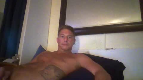 Snapshot of xxxelentdick chatting on 21, 10, 2025 deeeeznutz online show from 21, 10, 2025