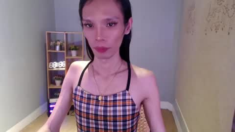 Snapshot of xxxfuckgirlyumsxxx chatting on 4, 3, 2025 Your Princess Yums online show from 4, 3, 2025