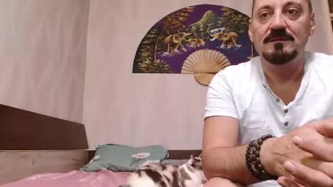 isa and gonzo online show from 20, 9, 2025