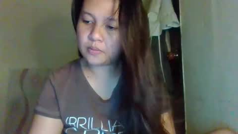 Snapshot of xxyummiee_69xx chatting on 14, 12, 2025 jane online show from 14, 12, 2025