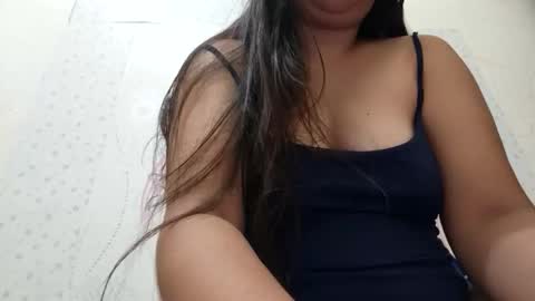 Snapshot of xxyummiee_69xx chatting on 18, 12, 2025 jane online show from 18, 12, 2025