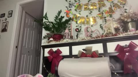 Xylea Luv online show from 9, 12, 2024