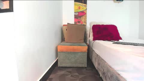 Sr. Y0ung Master online show from 9, 11, 2025