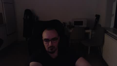 Snapshot of yamillamal157 chatting on 18, 12, 2025 YamilLamal online show from 18, 12, 2025