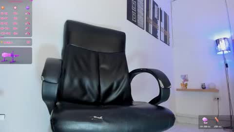 Naomi online show from 22, 10, 2025