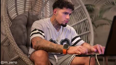 Snapshot of yamp_bigcock chatting on 23, 2, 2026 yamp sambrano online show from 23, 2, 2026