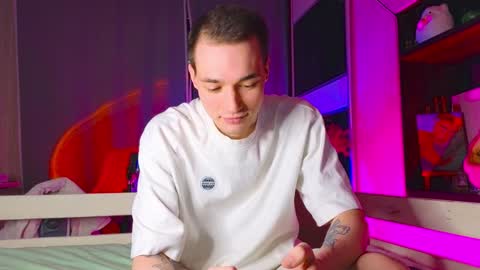 Yan online show from 7, 2, 2025