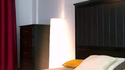 yanira_ass_ online show from 27, 10, 2025