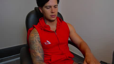 new here online show from 4, 12, 2025