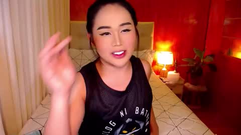 Snapshot of yanny_xoxo chatting on 15, 10, 2025 Allisonn online show from 15, 10, 2025