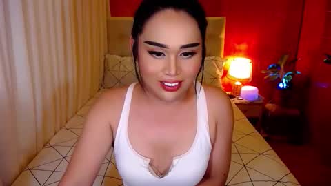 Snapshot of yanny_xoxo chatting on 2, 11, 2025 Allisonn online show from 2, 11, 2025