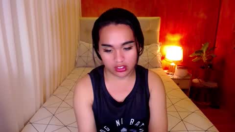 Snapshot of yanny_xoxo chatting on 5, 11, 2025 Allisonn online show from 5, 11, 2025