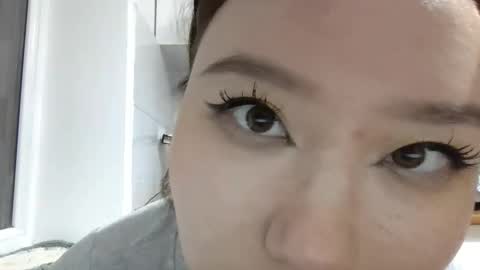 Lily online show from 6, 10, 2025