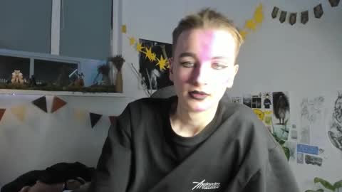 Snapshot of yaposha chatting on 15, 12, 2024 yaposha online show from 15, 12, 2024