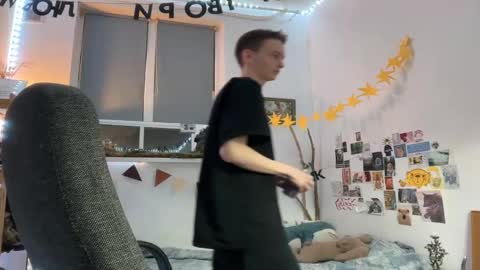 Snapshot of yaposha chatting on 5, 1, 2025 yaposha online show from 5, 1, 2025