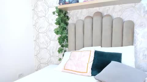 Snapshot of yaraamada chatting on 31, 10, 2025 Yara online show from 31, 10, 2025