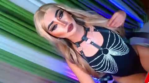 miss yasii online show from 11, 9, 2025