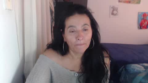 yasmin_love85 online show from 5, 2, 2026