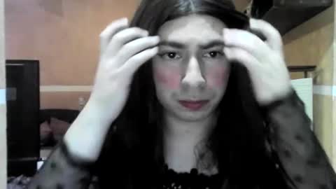 Yasmin Paez online show from 2, 3, 2025