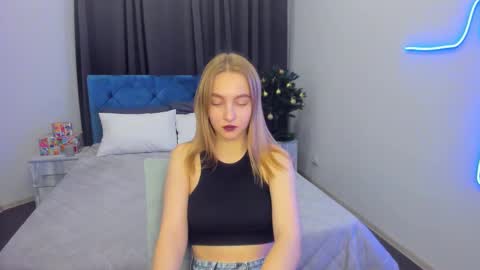 Yasmina online show from 5, 12, 2024