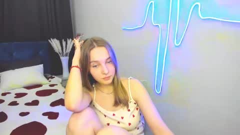 Yasmina online show from 10, 2, 2025