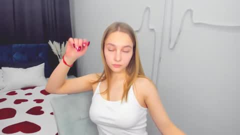 Yasmina online show from 17, 2, 2025