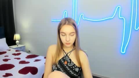 Yasmina online show from 13, 10, 2025