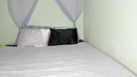 Snapshot of yasminayazzie chatting on 15, 11, 2025 Yasmina online show from 15, 11, 2025