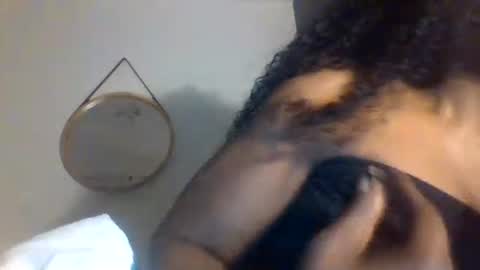 Ms. Cashmere online show from 3, 2, 2026