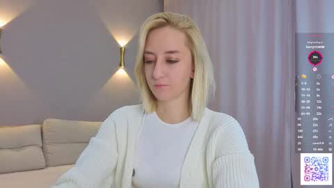 Snapshot of yeah_i_want chatting on 27, 10, 2025 Loe online show from 27, 10, 2025