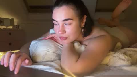 Snapshot of yeahrina chatting on 25, 9, 2025 rina online show from 25, 9, 2025