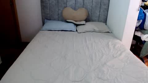 Snapshot of yeibles_hana2 chatting on 27, 11, 2025 yeibles_hana2 online show from 27, 11, 2025