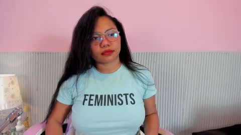 yeika_foxy online show from 25, 10, 2025