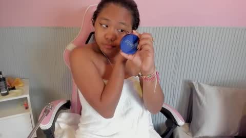 yeika_foxy online show from 4, 2, 2026