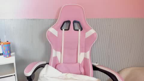 yeika_foxy online show from 3, 3, 2026