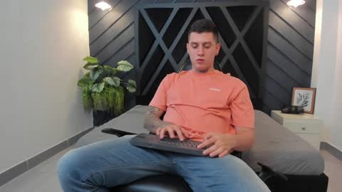 YEIKO ROMERO online show from 19, 12, 2024
