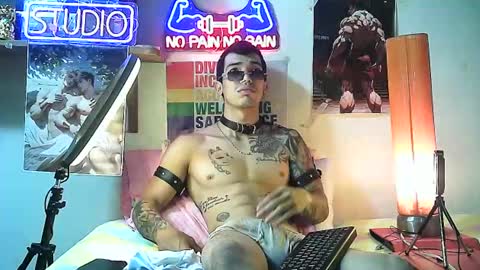 yeisoncastellanos1999 online show from 17, 9, 2025
