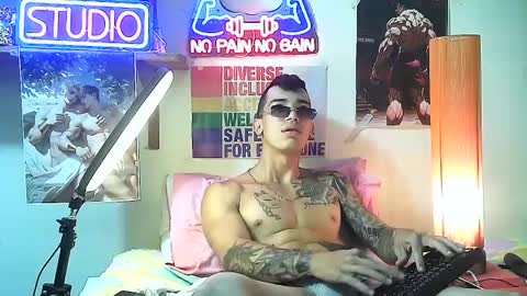 yeisoncastellanos1999 online show from 26, 9, 2025